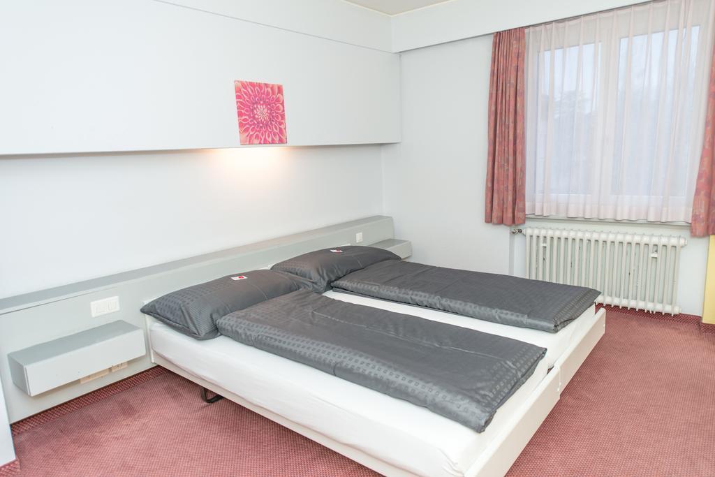 Hotel Rotes Haus Бругг Экстерьер фото