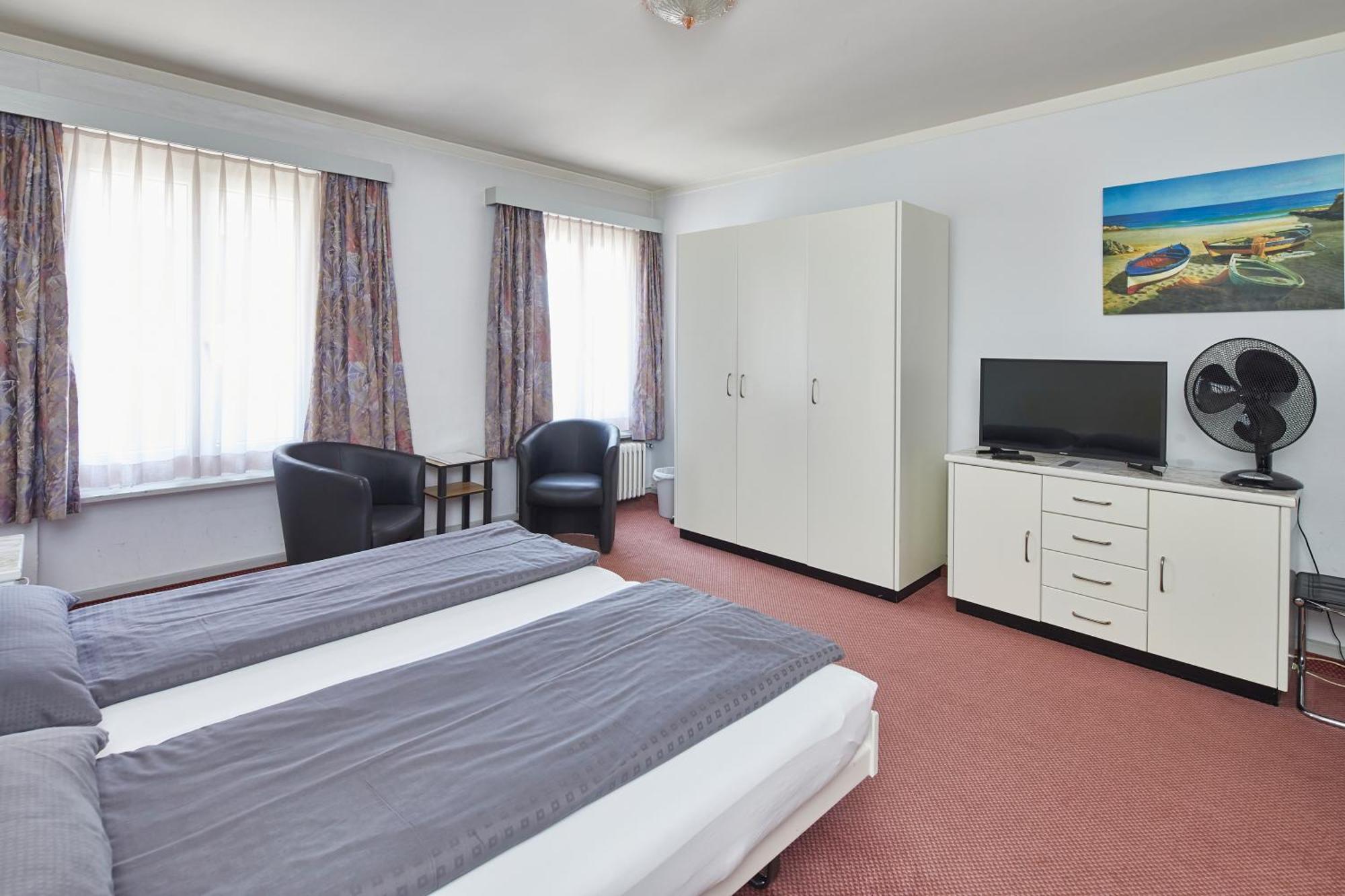 Hotel Rotes Haus Бругг Экстерьер фото