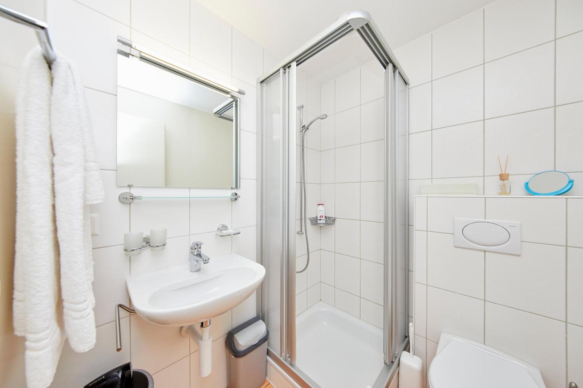 Hotel Rotes Haus Бругг Экстерьер фото